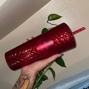 Starbucks Winter 2021 Red gemmed Tumblr!